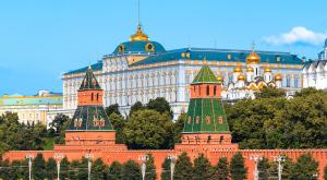 В Кремле назвали абсурдными обвинения в адрес РФ в причастности к хакерским атакам