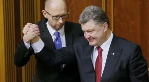 "В погоне за обещаниями" - Порошенко и Яценюк забыли согласовать сроки обещанных улучшений «социалки»