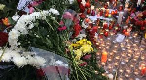 В полдень в Европе почтят минутой молчания память жертв терактов во Франции