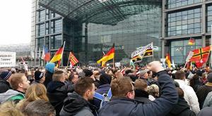 В столкновениях с манифестантами в Берлине пострадали 13 полицейских