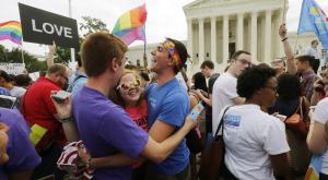 Однополые браки легализовали на всей территории США