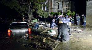 Власти Грузии объявили 15 июня днем траура по жертвам наводнения в Тбилиси