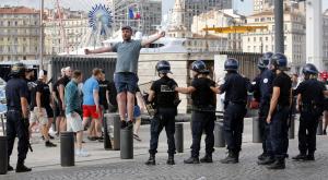 Во Франции трёх российских болельщиков приговорили к тюремным срокам