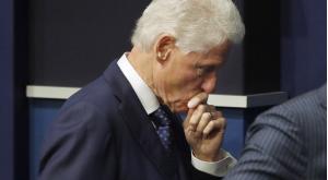 "Вторая серия" - Биллу Клинтону не удалось выступить в поддержку Хиллари в Айове