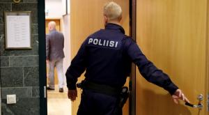"За шлепок по попе" - власти Финляндии отобрали у гражданки России троих детей