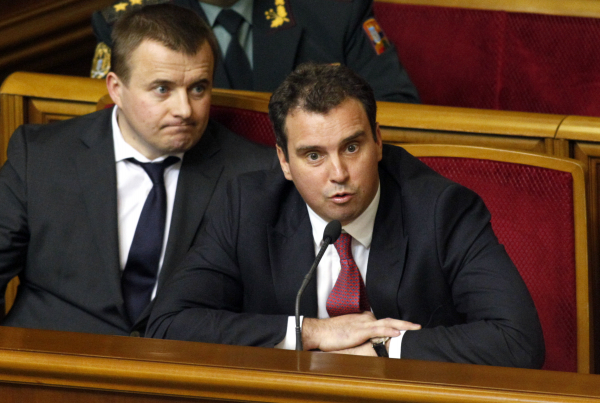 Абромавичус пояснил отставку нежеланием "быть ширмой для откровенной коррупции"