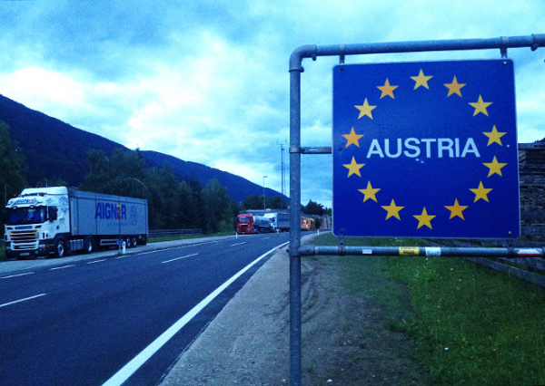 Австрия приостанавливает действие Шенгенского договора 