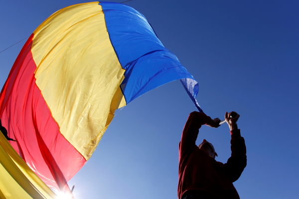 Бывший премьер Румынии обвинил посла США во вмешательстве во внутренние дела страны