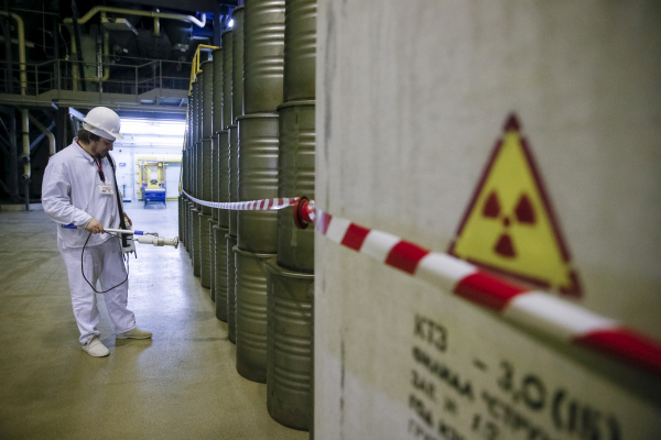 "Энергетика Украины" - на Запорожской АЭС ночью отключили один из энергоблоков