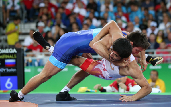 "Финальный натиск" - борец Рамонов добывает для России золотую медаль