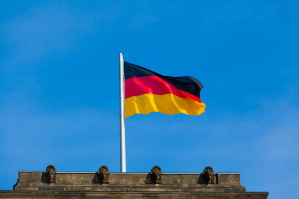 Германия потребовала от России снять запрет на въезд немецкого депутата