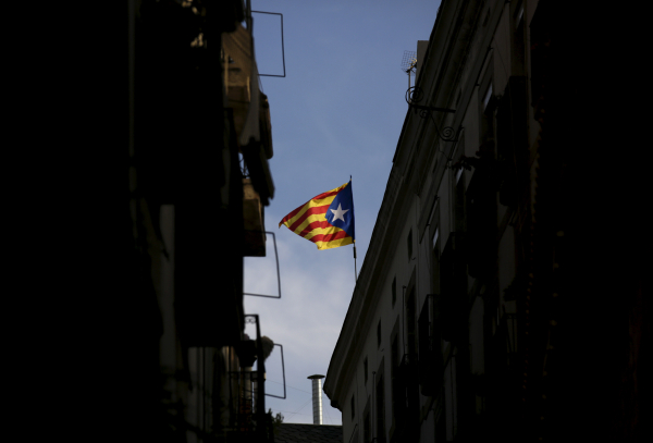 Испания разрешила Каталонии голосовать о независимости