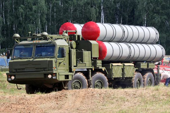Источник: Россия до 2019 года поставит Китаю два полковых комплекта С-400 Источник: Россия до 2019 года поставит Китаю два полковых комплекта С-400