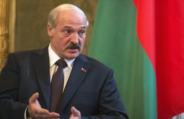 Лукашенко: наша республика защищена от украинской катастрофы
