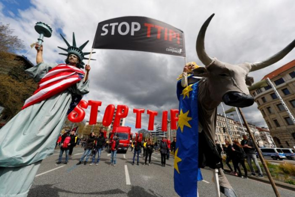 Министр экономики Германии заявил о провале диалога США и ЕС по TTIP 