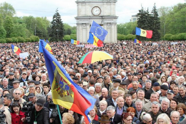 Молдавская оппозиция ждет падения режима