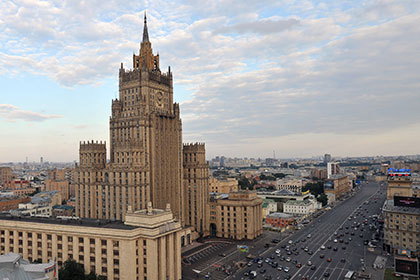 Москва потребовала от Вашингтона объяснений в связи с задержанием в США россиянки