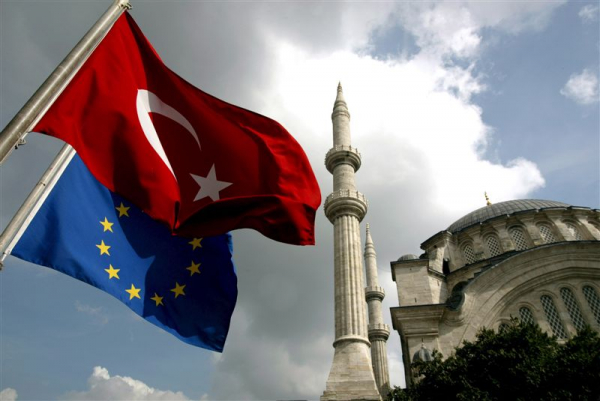"Мы ее теряем" - генсека Совета Европы встревожило отдаление Турции от Евросоюза