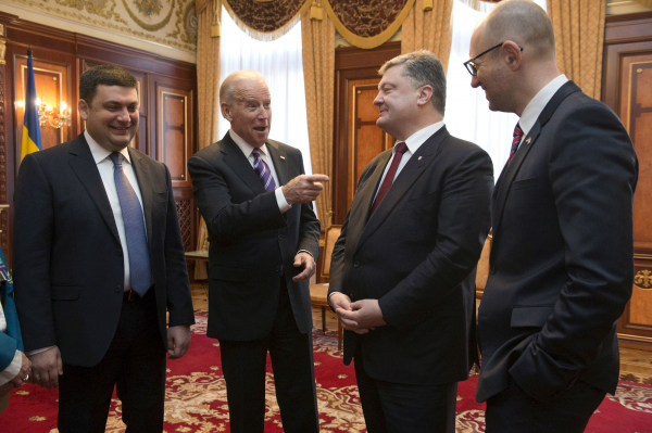 "Независимость" - в Reuters подсчитали, как часто чиновники США посещали Киев за год