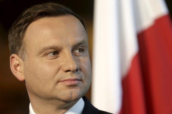 Шило на мыло: новый президент Польши не пошел на сближение с Россией