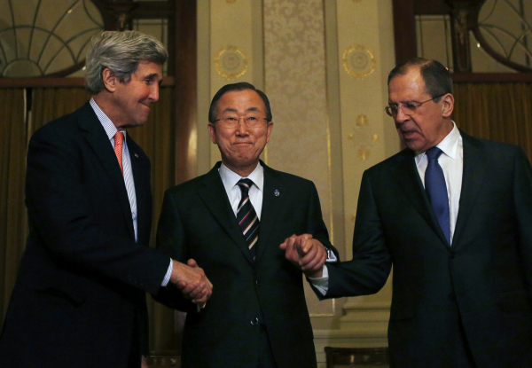 Пан Ги Мун отметил лидерство Лаврова и Керри по урегулированию сирийского кризиса