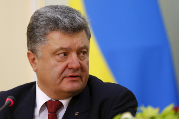 Порошенко пообещал украинцам безвизовый режим с Евросоюзом с ноября