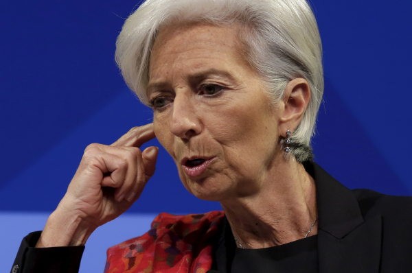 Порошенко предлагают признать МВФ террористической организацией