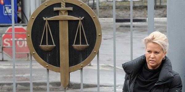Появился законопроект о лишении коррупционеров права на амнистию и УДО