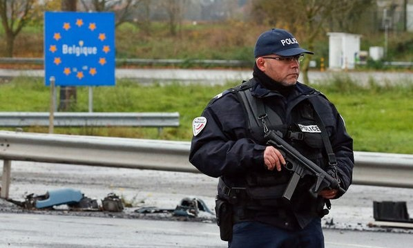 СМИ: Бельгия увеличит численность полиции для борьбы с терроризмом