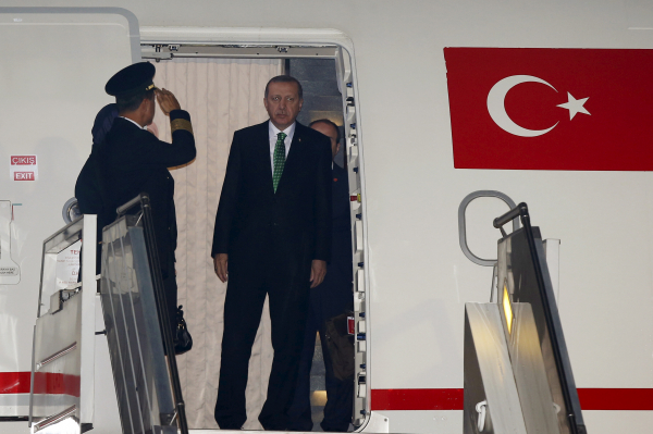 СМИ: самолёт Эрдогана едва не был сбит истребителем во время путча