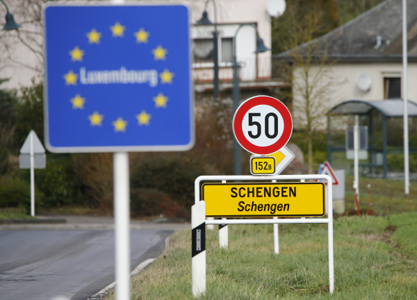 Suddeutsche Zeitung: выборочный погранконтроль обойдется Европе в миллиарды