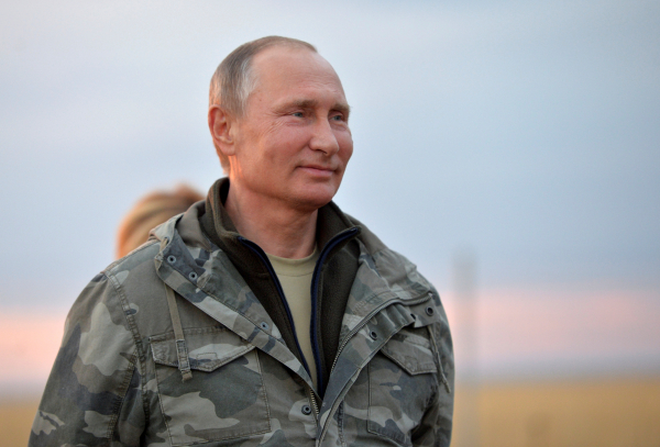 "У них бензина и моторесурса не хватит" - Путин высмеял "изоляторов" России