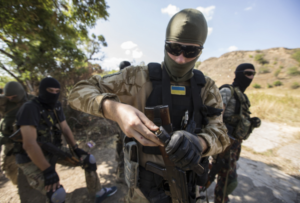 Украинский политик: на Донбассе надо бомбить жилые кварталы и строить концлагеря 