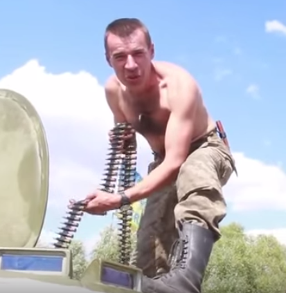 Украинский военный пообещал жене воротник из «молодого сепара»
