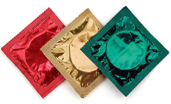 Либералы борются за импортные презервативы 