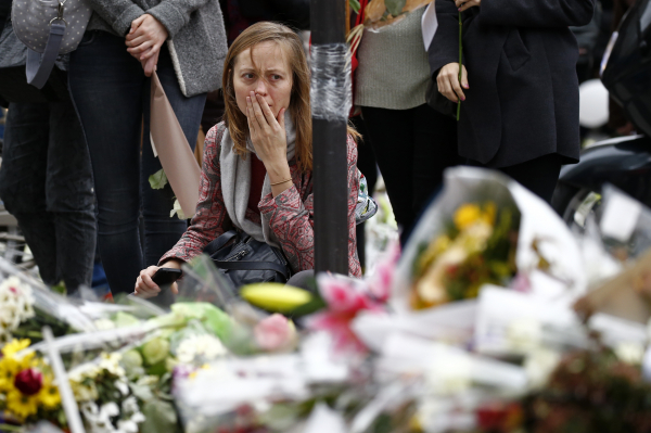 В результате терактов в Париже погибла россиянка