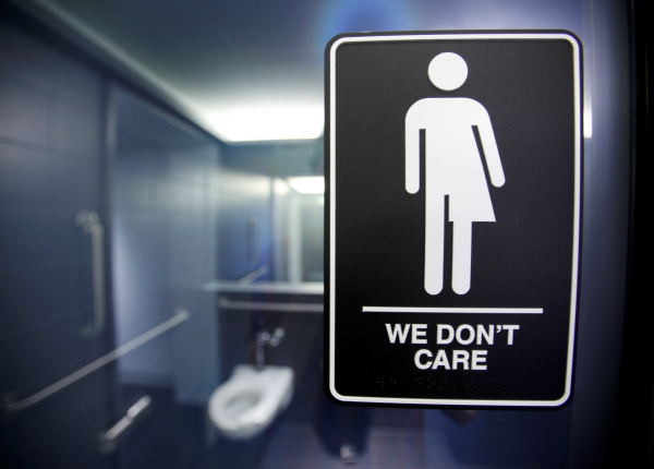 В шведской гимназии откроют раздевалку для трансгендеров
