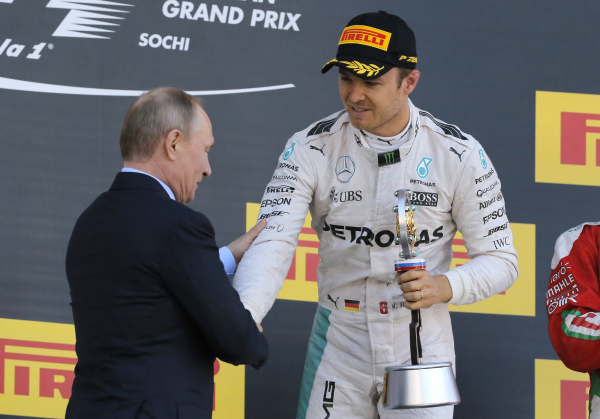 Владимир Путин посетил российский этап "Формулы-1" в Сочи