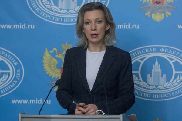Захарова назвала поведение украинской делегации на переговорах в Берлине "клоунадой"