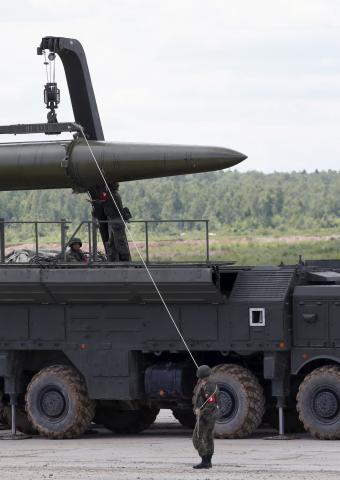 «Искандеры» в Калининграде - повод для беспокойства в НАТО