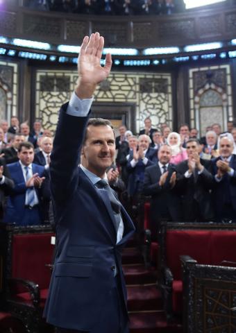 Подкуп и угрозы: давление на Асада возрастает