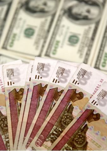 Курс рубля грозит сменой Правительству