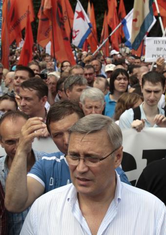 Михаил Касьянов и оппо-активисты Калуги: выборы от противного