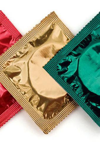 Либералы борются за импортные презервативы 