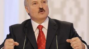 Белоруссия остается миролюбивой страной, напомнил Лукашенко