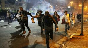 Бразильская полиция разогнала стотысячную манифестацию в защиту Руссефф