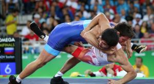 "Финальный натиск" - борец Рамонов добывает для России золотую медаль