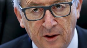 Глава Еврокомиссии сравнил военный потенциал ЕС с боеспособностью курятника