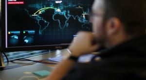 Иностранные спецслужбы планировали кибератаки на финансовую систему России