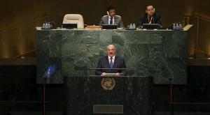 Лукашенко: если не остановим бойню на Украине, жарко станет всем